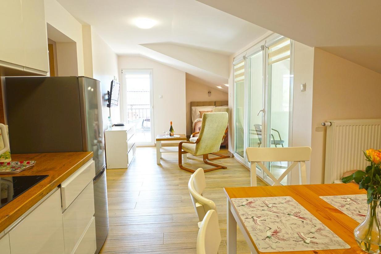 Nad Stawem Appartement Ustroń Kamer foto